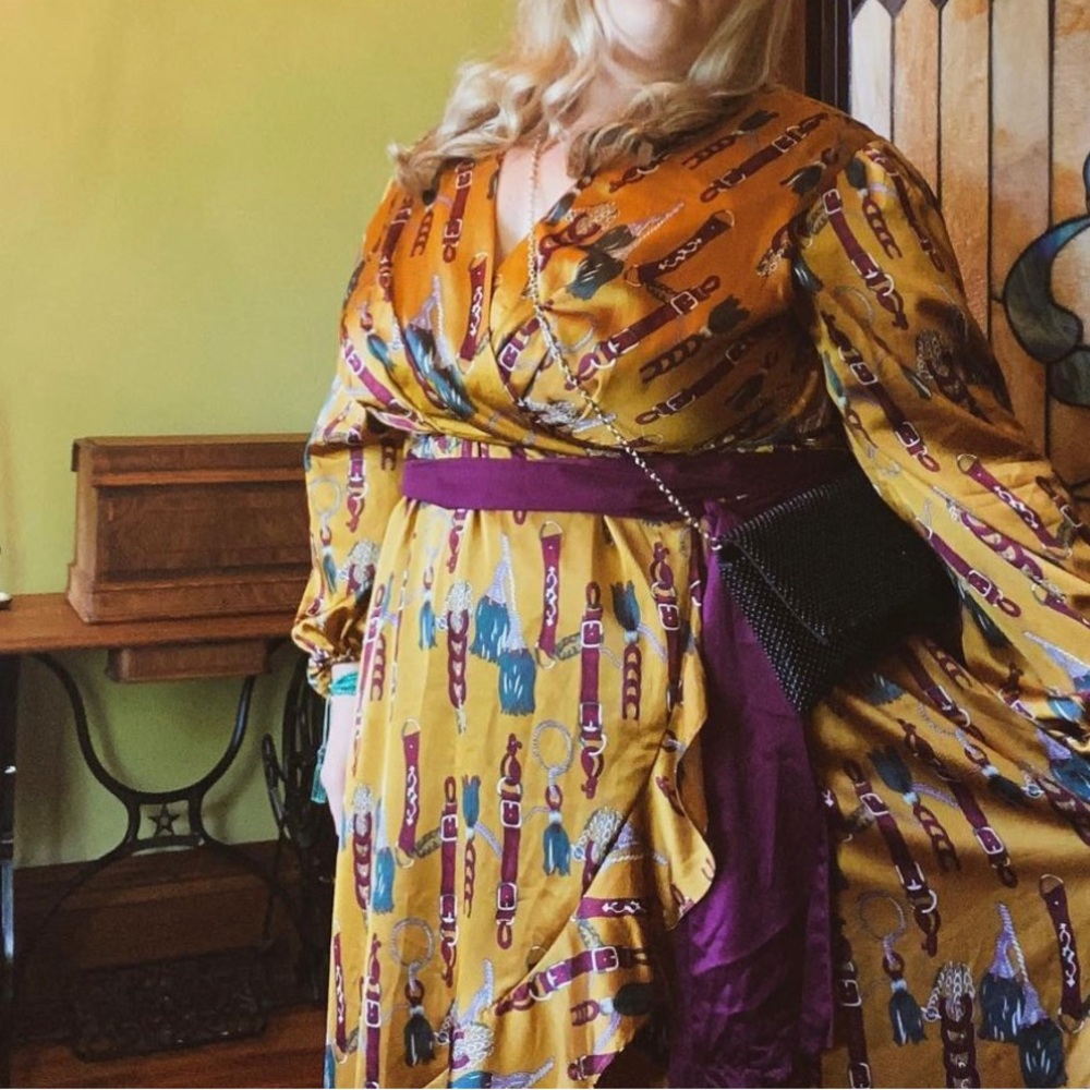 Curvy Sense Fall Wedding Guest Dress